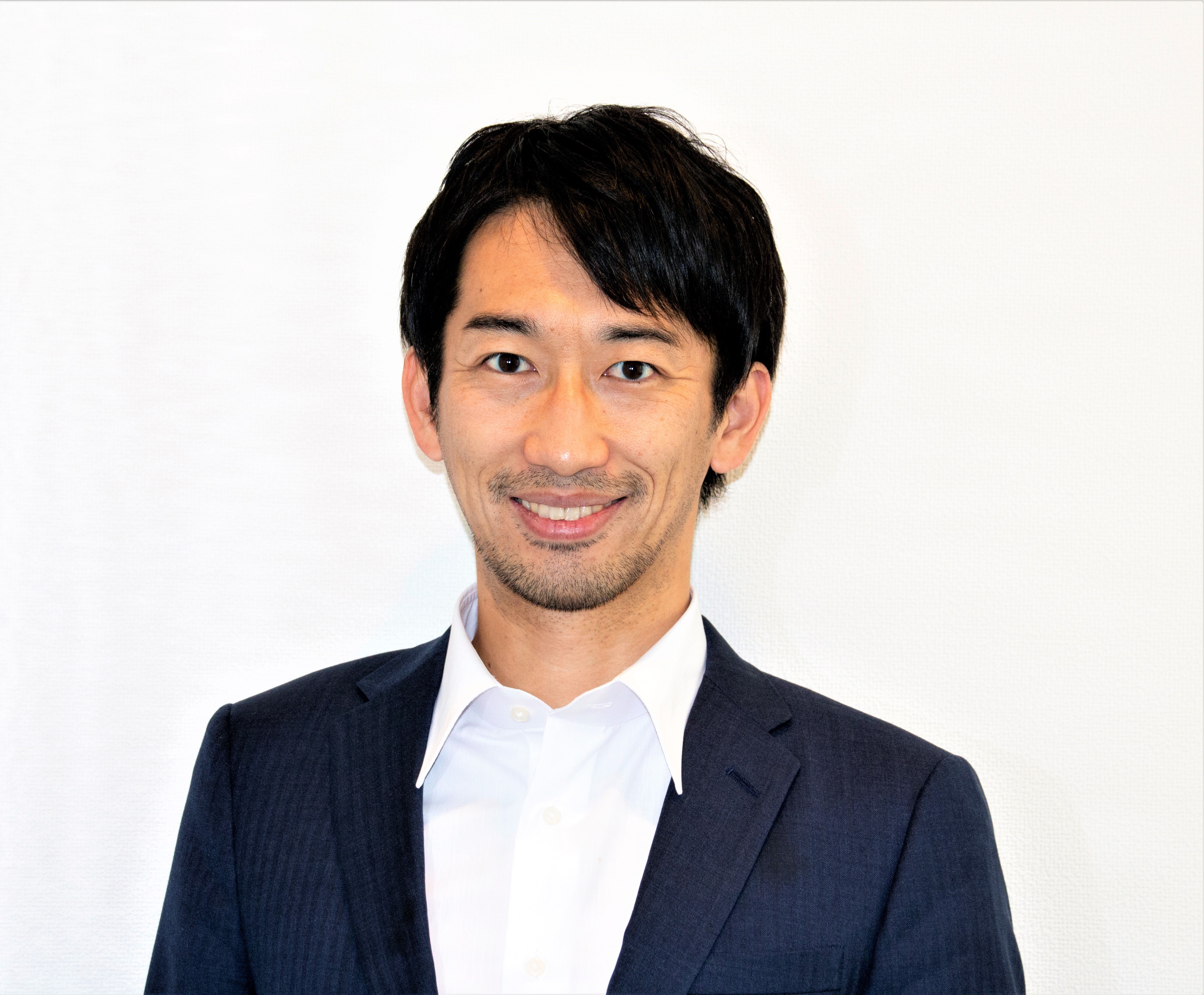 講師